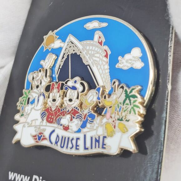 Disney Cruise Line Enamel Pin with Mickey & Friend 2008 - Picture 5 of 12